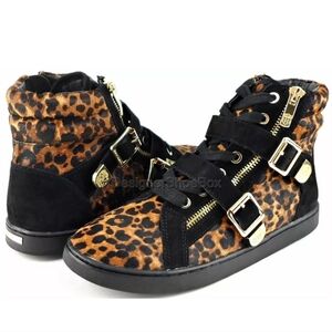Vince Camuto leopard sneaker